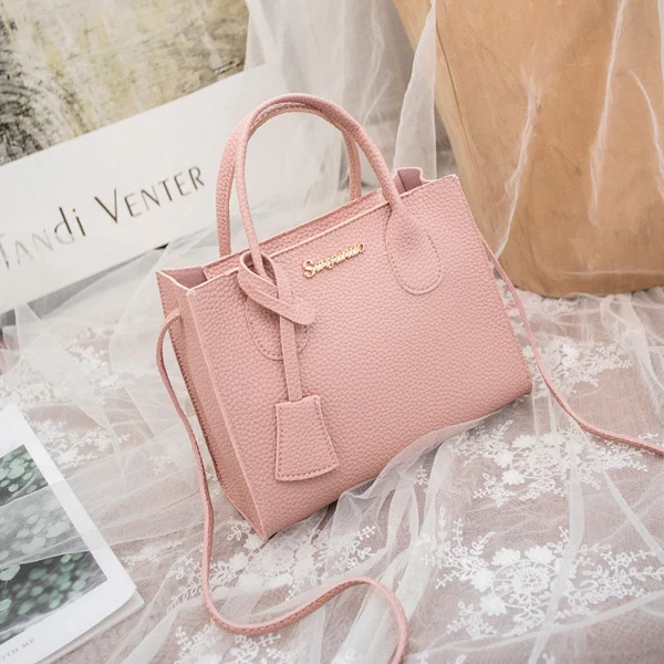 Stylish Crossbody Bag – Modern One-Shoulder Messenger Design